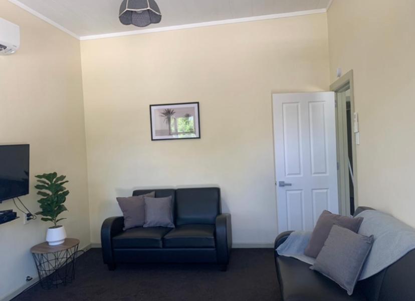 Travellers Inn Motel Gisborne Bagian luar foto
